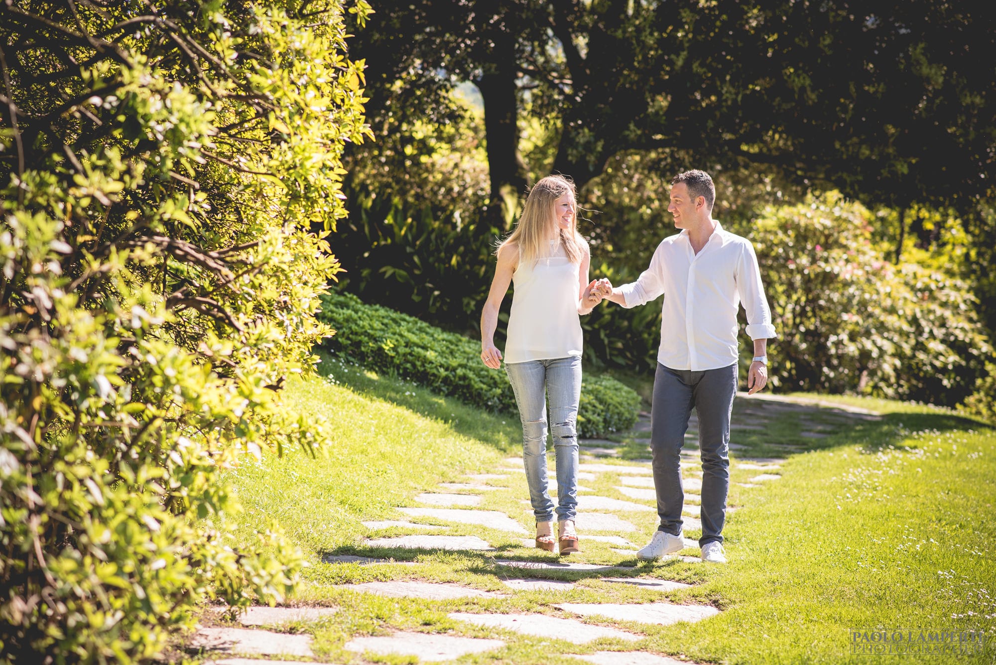 Engagement como villa melzi varese saronno como milano servizio fotografico prematrimoniale ritratti intimo romantico moderno artistico creativo photographer lamperti