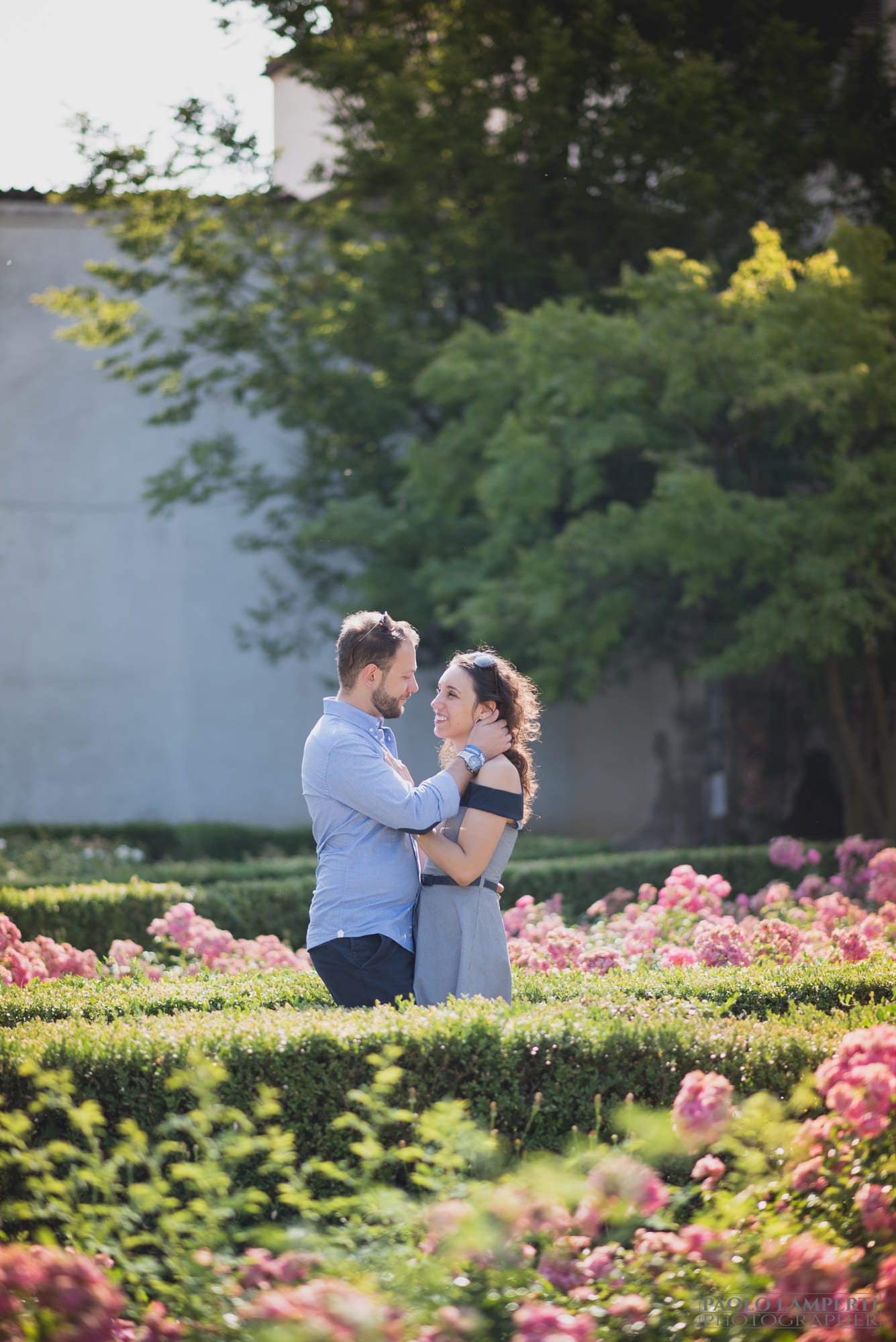 Engagement Palazzo Arese Borromeo varese saronno como milano servizio fotografico prematrimoniale ritratti intimo romantico moderno artistico creativo photographer lamperti
