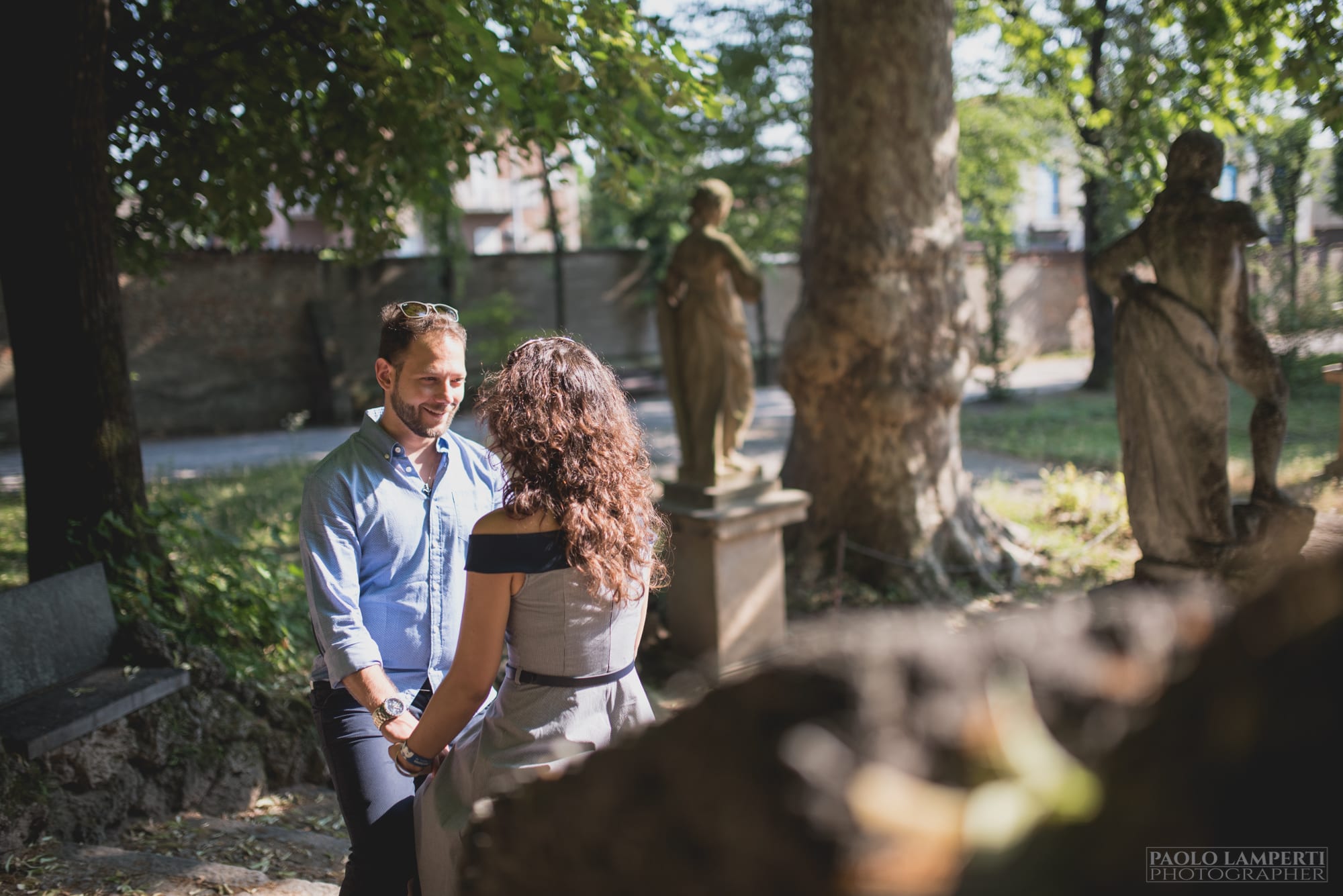 Engagement Palazzo Arese Borromeo varese saronno como milano servizio fotografico prematrimoniale ritratti intimo romantico moderno artistico creativo photographer lamperti