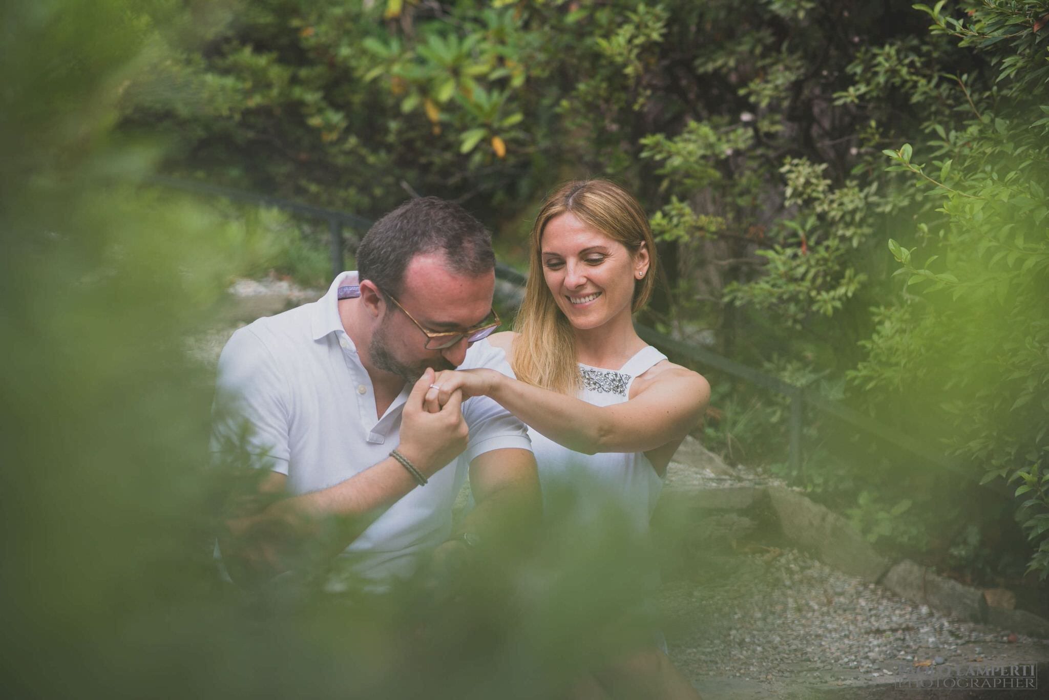 engagement varese saronno como milano servizio fotografico prematrimoniale ritratti intimo romantico moderno artistico creativo photographer lamperti