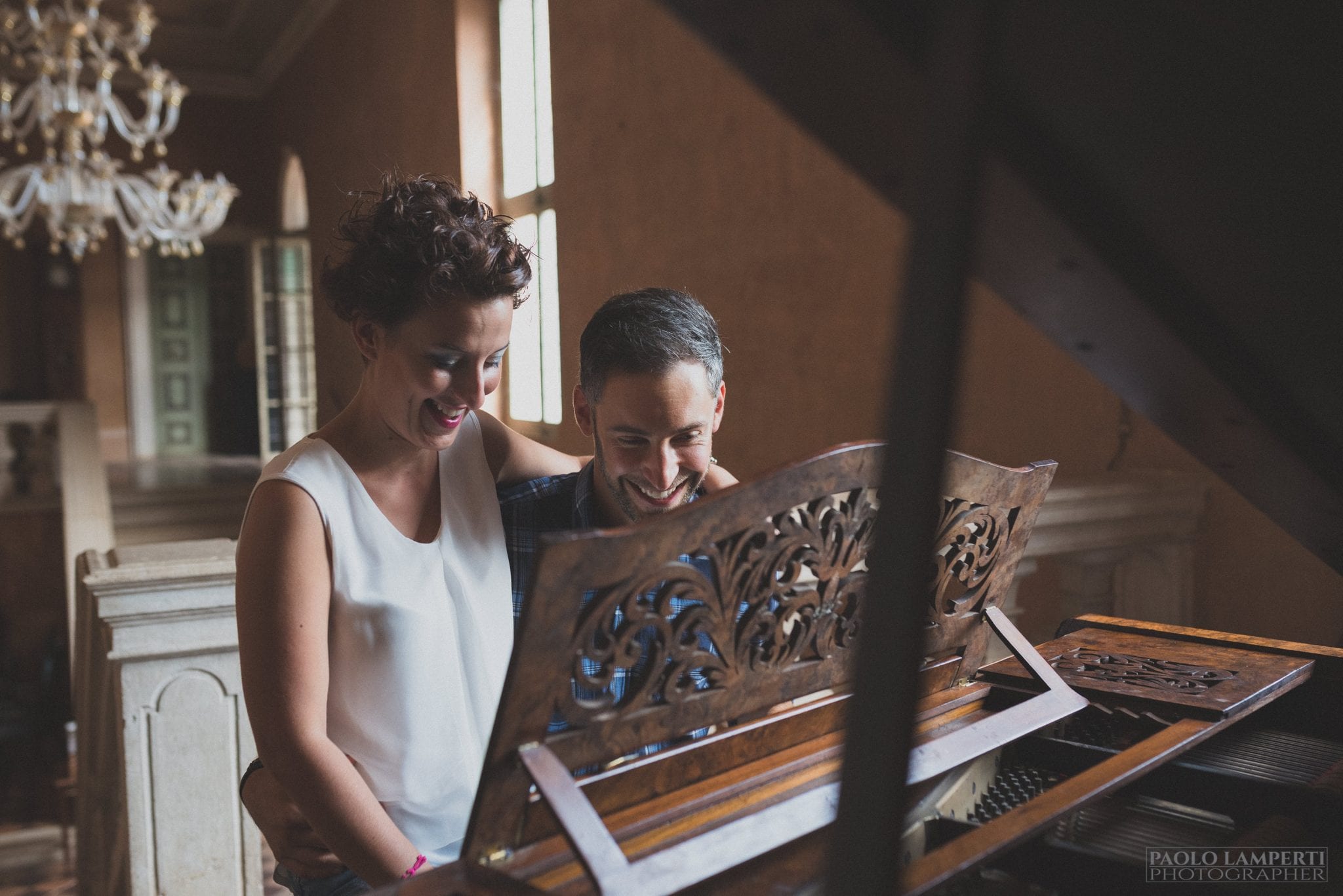 engagement padernello fotografo matrimonio artistico spontaneo elegante intimo creativo lamperti