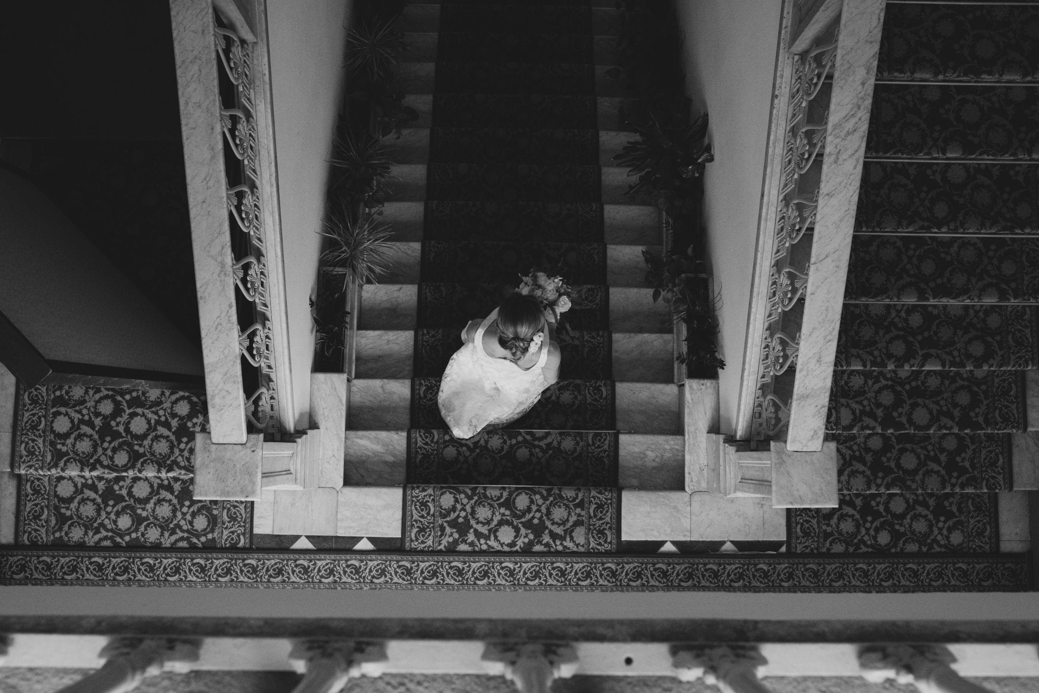 Paolo Lamperti Photographer Fotografo Varese Elegante matrimonio Lido di Lenno preparazione sposa