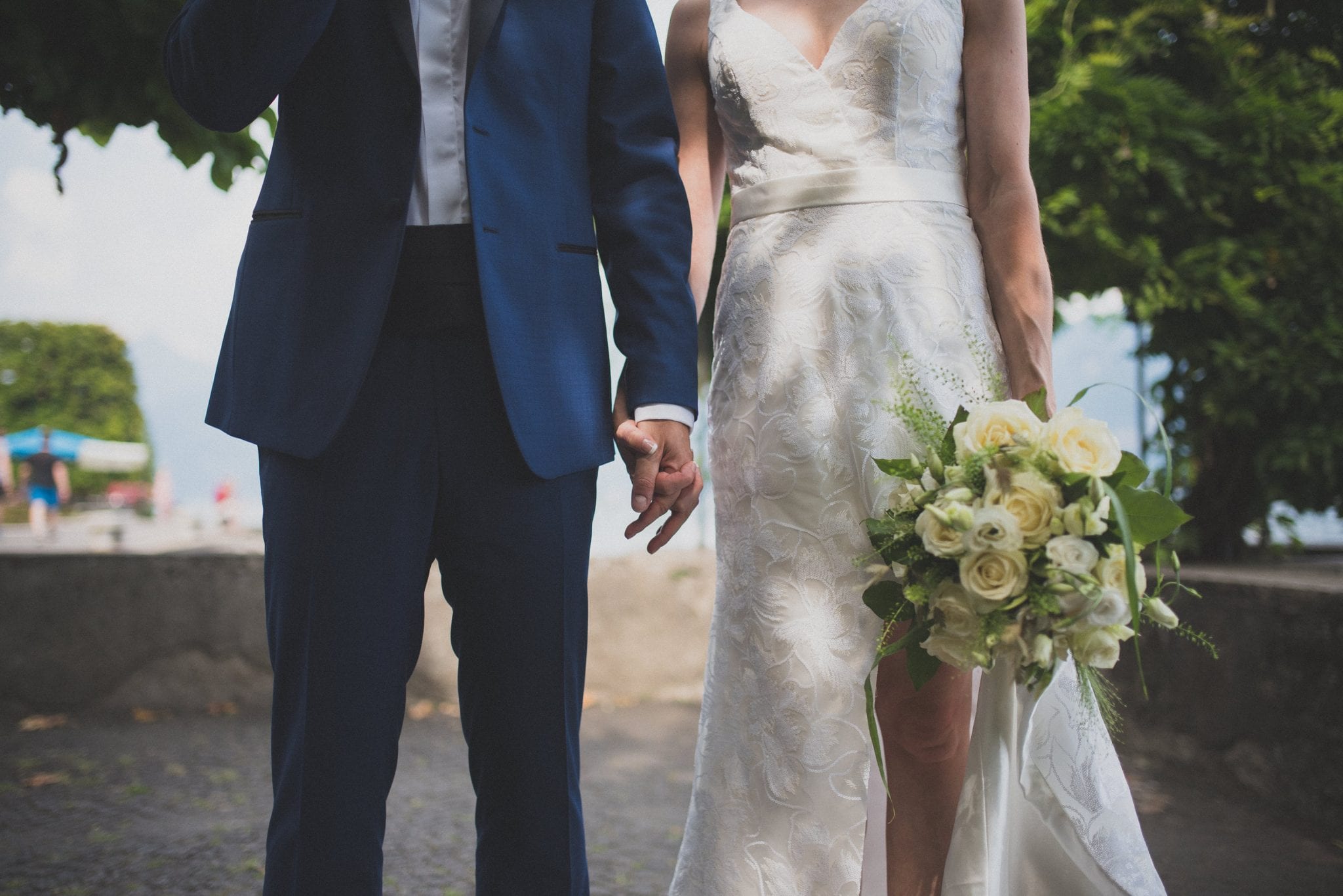 Paolo Lamperti Photographer Fotografo Varese Elegante matrimonio Lido di Lenno ritratto sposi