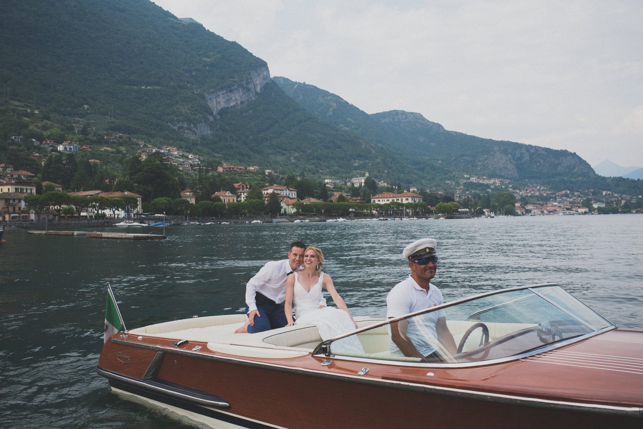 Paolo Lamperti Photographer Fotografo Varese Elegante matrimonio Lido di Lenno ritratto sposi