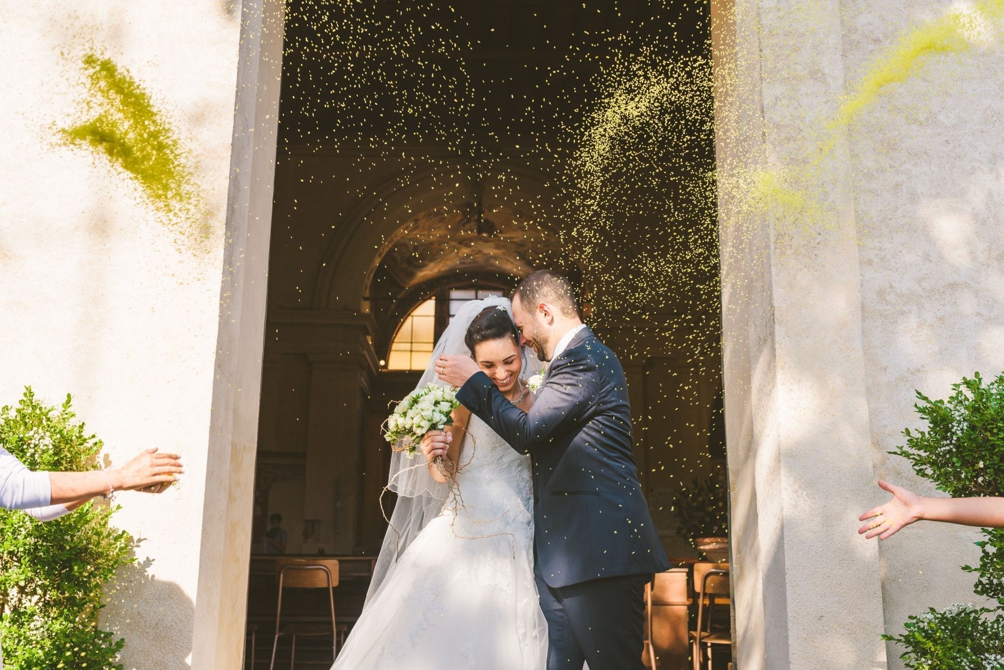 Elegante Matrimonio La Limonera Rovellasca lancio riso