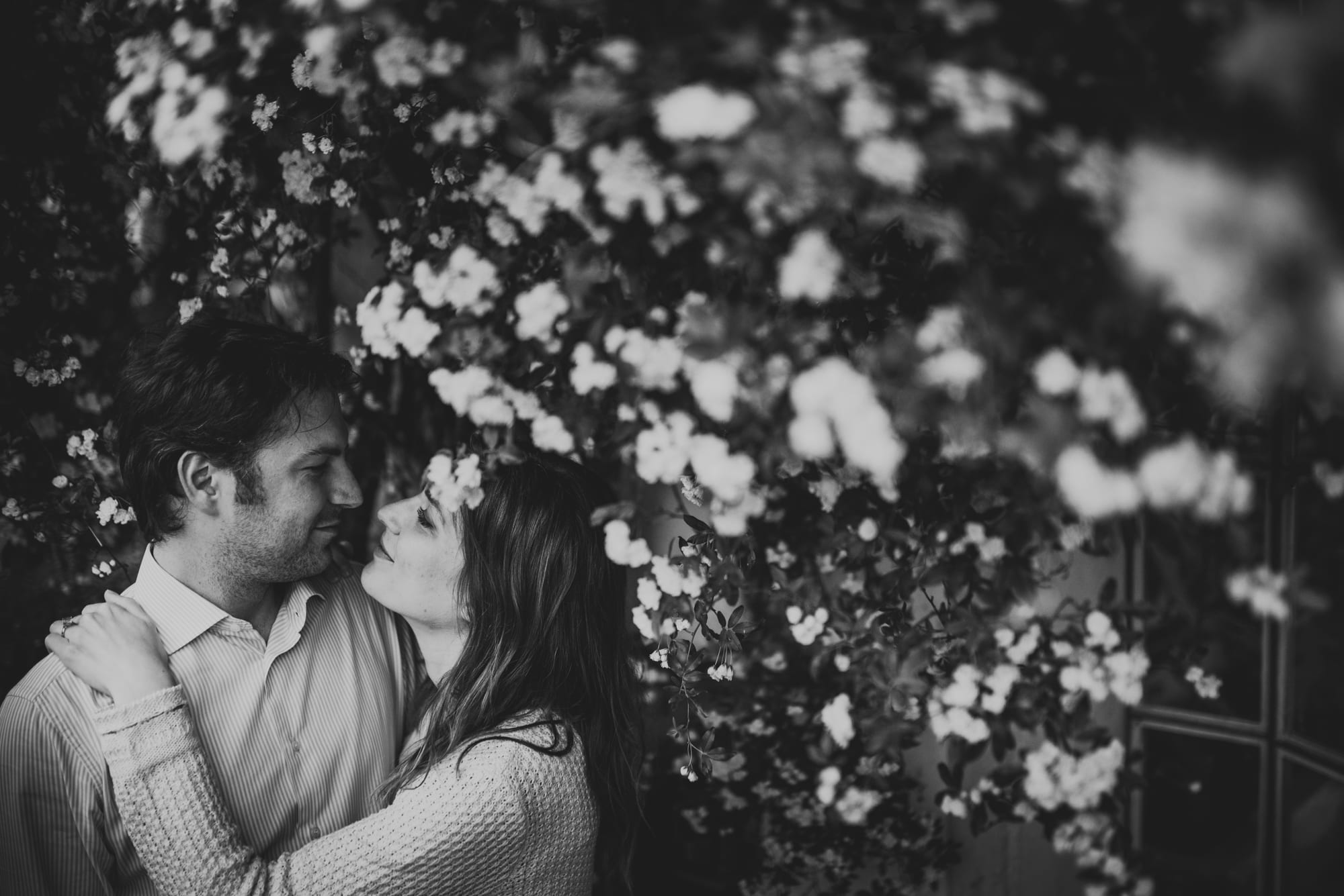 engagement varese saronno como milano servizio fotografico prematrimoniale ritratti intimo romantico moderno artistico creativo photographer lamperti