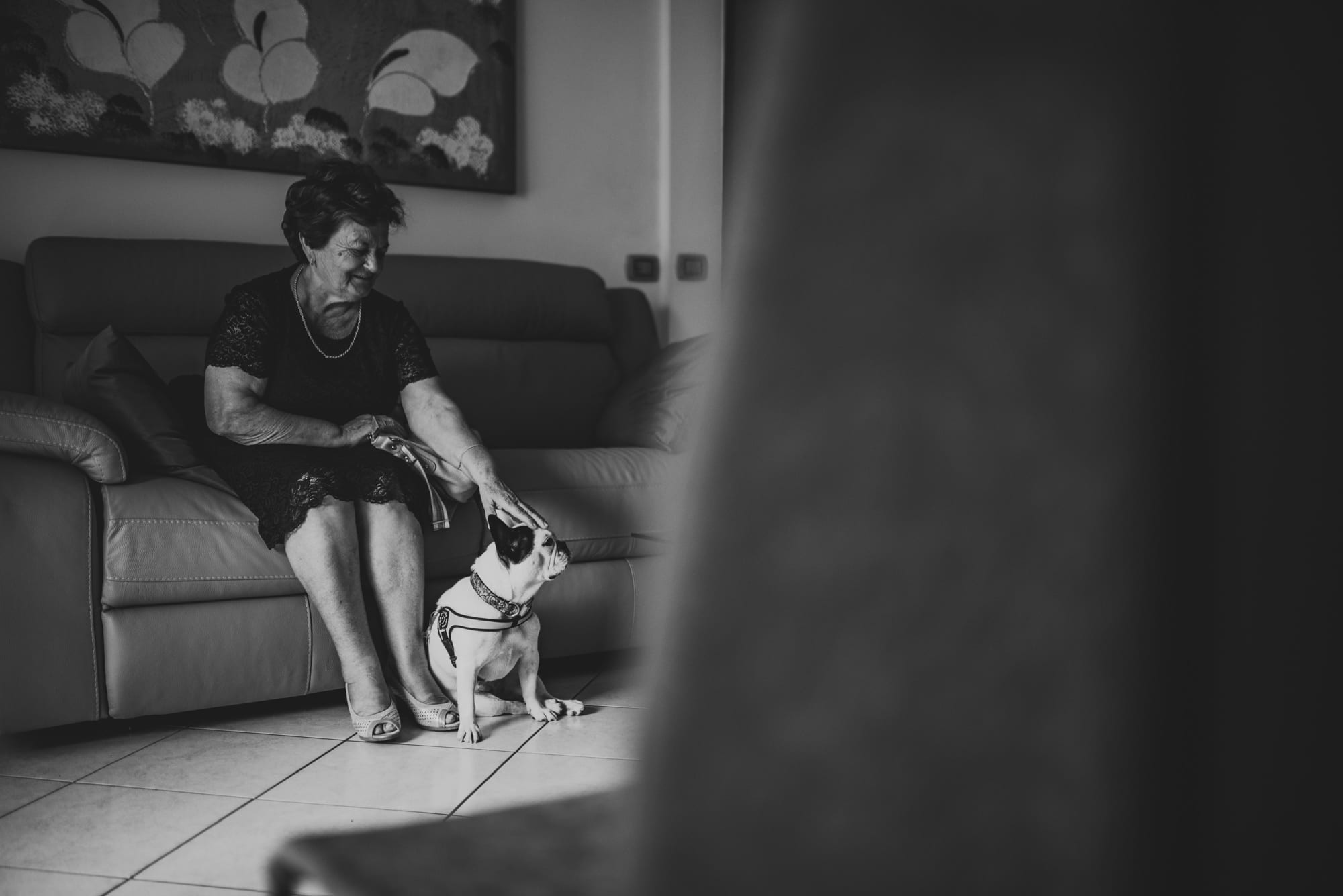 Fotografo Matrimonio Elegante a Villa Monte Morone preparazione sposa