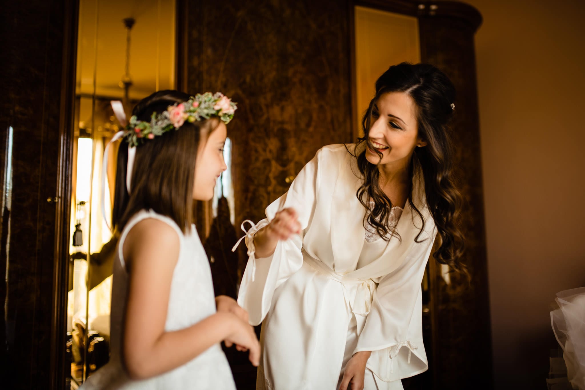 Paolo Lamperti Fotografo Elegante Matrimonio Tenuta La Quassa preparazione sposa