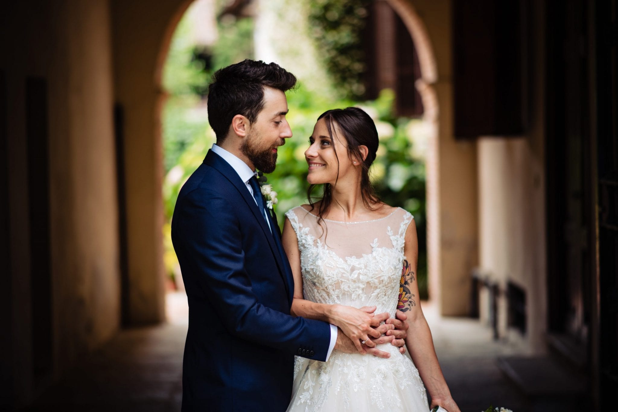 Fotografo Fotografia di Matrimonio Abbazia Santo Spirito Villa Giannone Ritratti intimi e moderni sposi