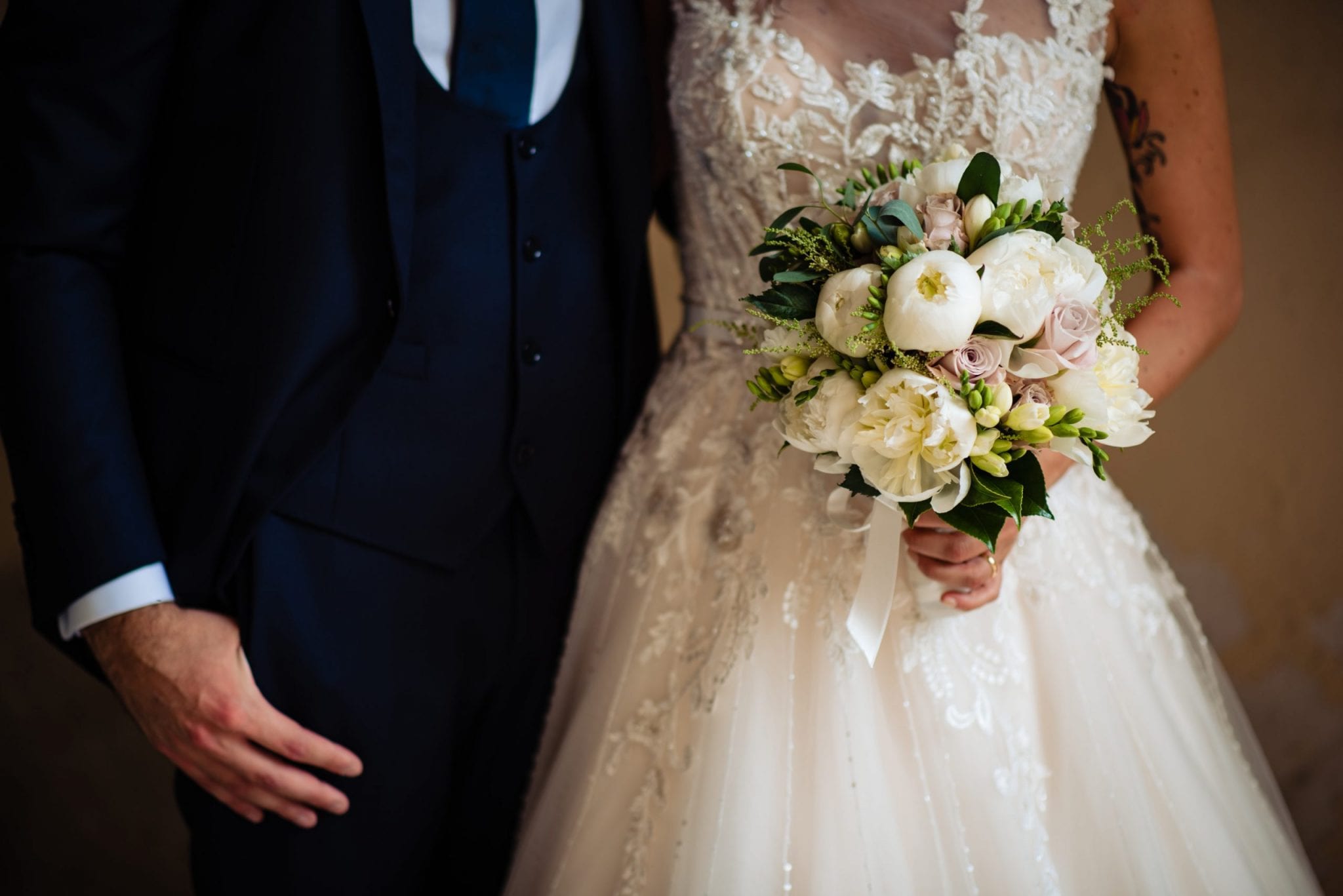 Fotografo Fotografia di Matrimonio Abbazia Santo Spirito Villa Giannone Ritratti intimi e moderni sposi