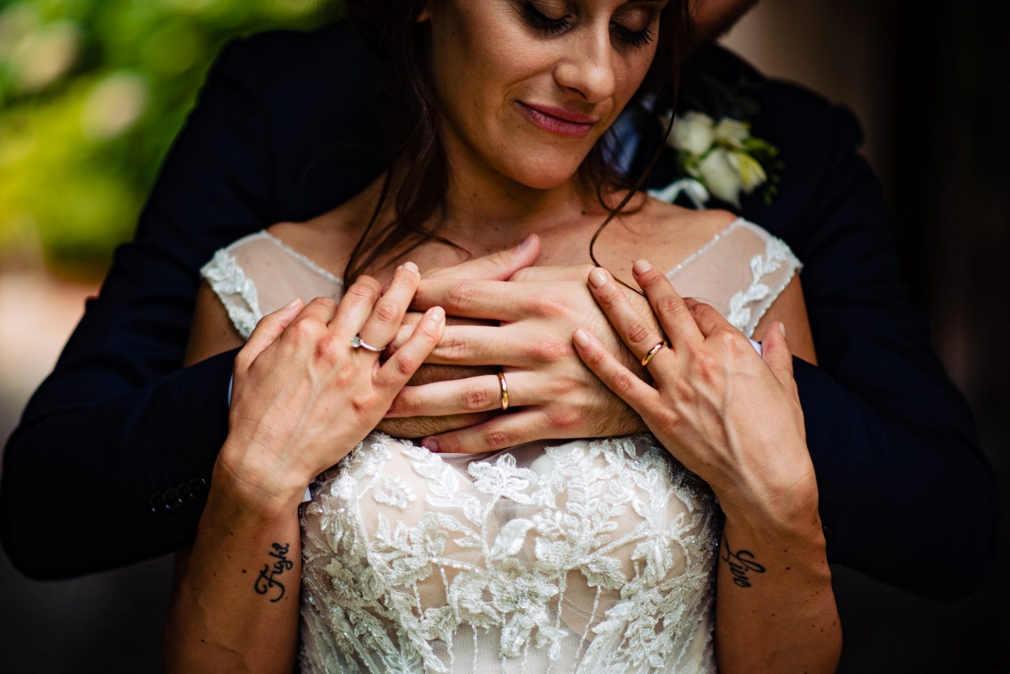 Fotografo Fotografia di Matrimonio Abbazia Santo Spirito Villa Giannone Ritratti intimi e moderni sposi