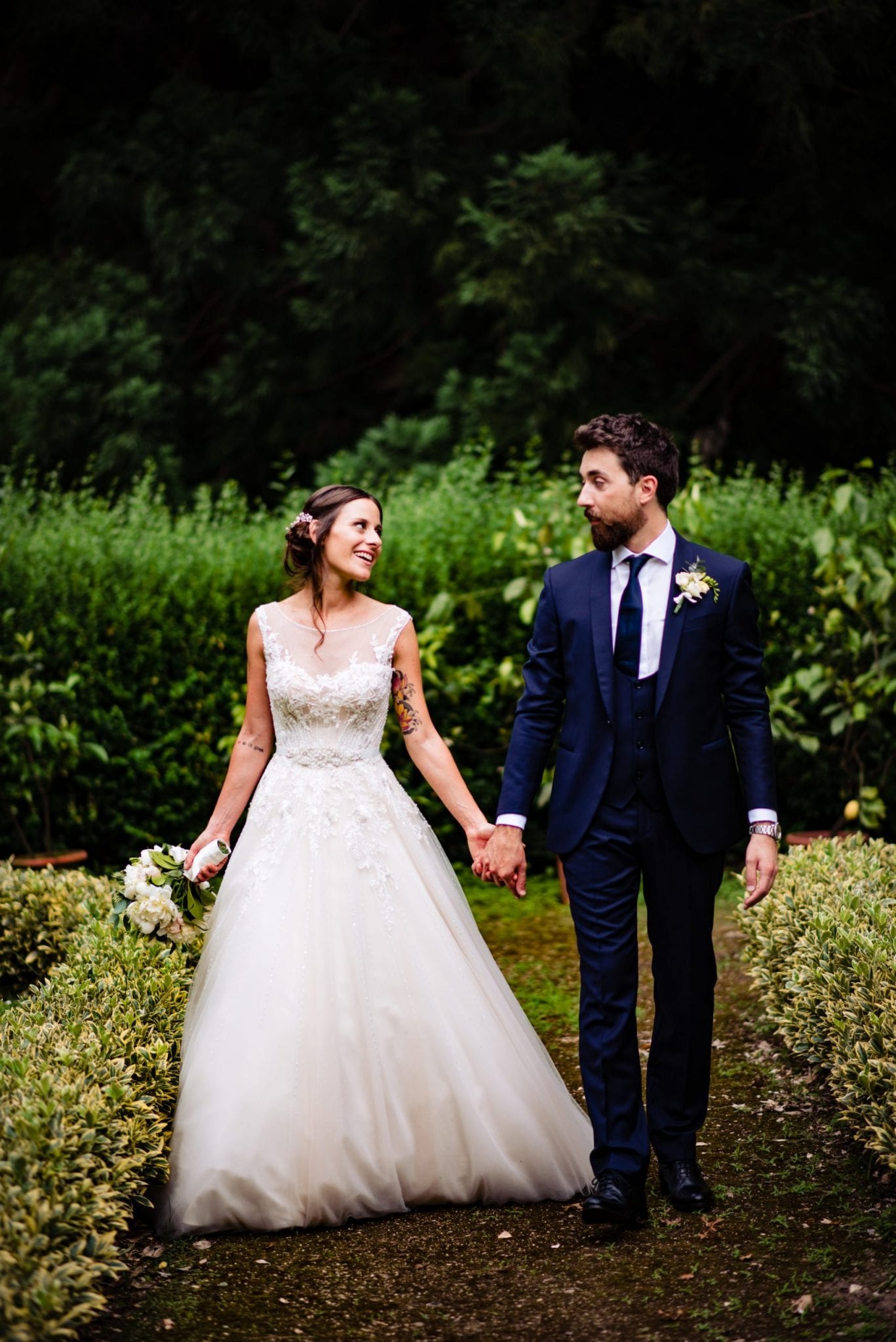 Fotografo Fotografia di Matrimonio Abbazia Santo Spirito Villa Giannone Ritratti intimi e moderni sposi