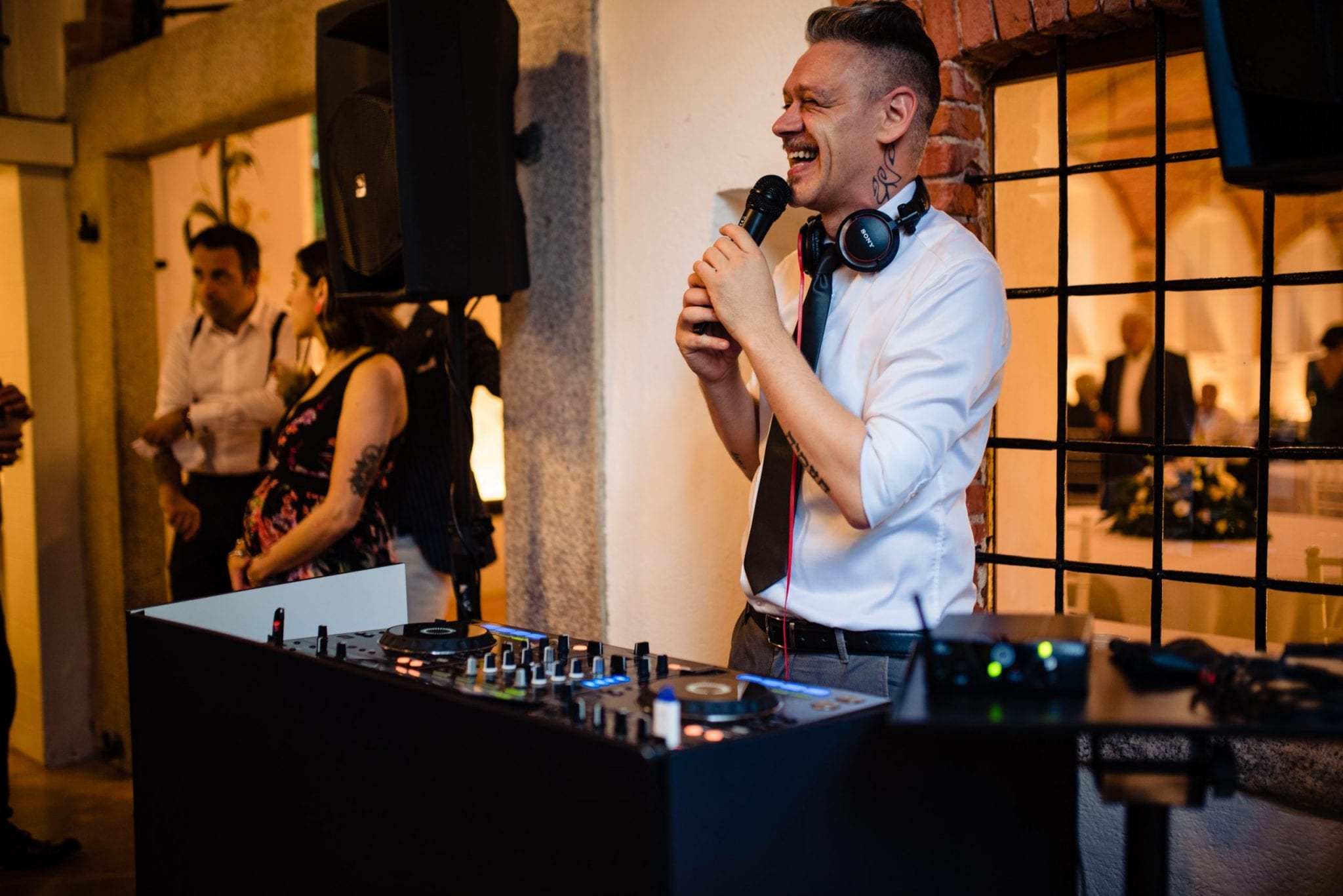 Fotografo Fotografia di Matrimonio Abbazia Santo Spirito Villa Giannone Dancefloor Balli Musica Victor Music VM