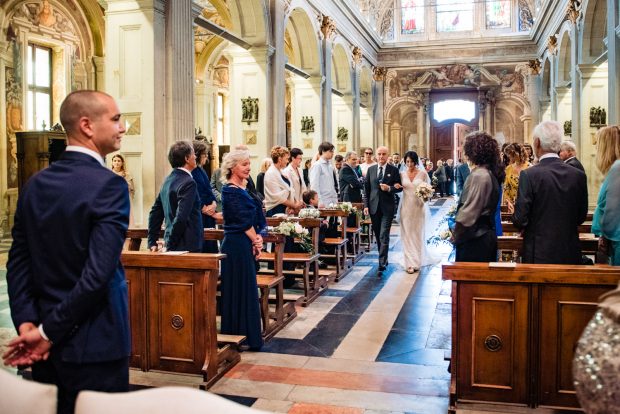 Cerimonia Fotografo matrimonio Villa Giannone Santuario di Saronno elegante spontaneo reportage moderno varese lamperti