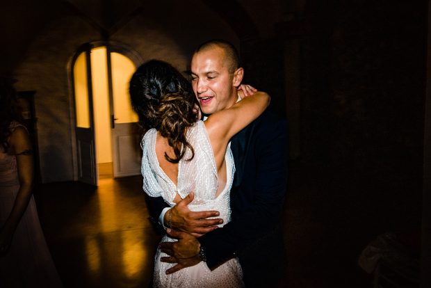 Balli Dancefloor DJ Deejay Fotografo matrimonio Villa Giannone Santuario di Saronno elegante spontaneo reportage moderno varese lamperti