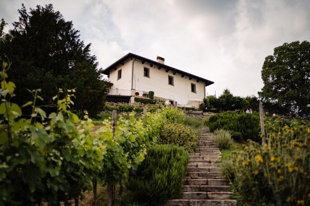 Vista panoramica di Villa Calchi, una location da sogno per matrimoni in Lombardia. Fotografo matrimonio Varese Villa Calchi.
