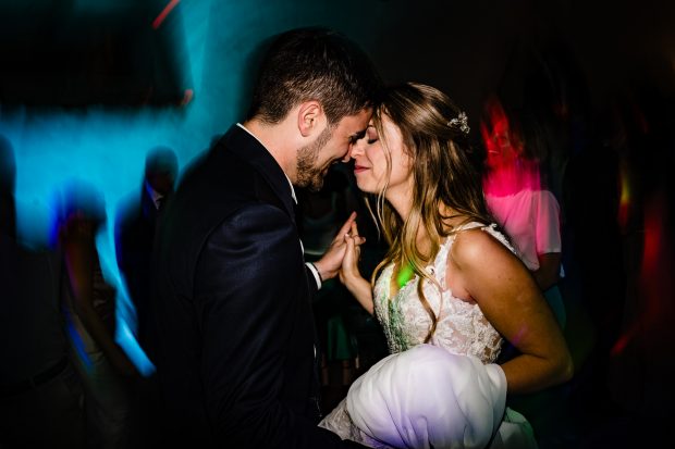 Marika e David si scatenano in pista da ballo durante il ricevimento serale