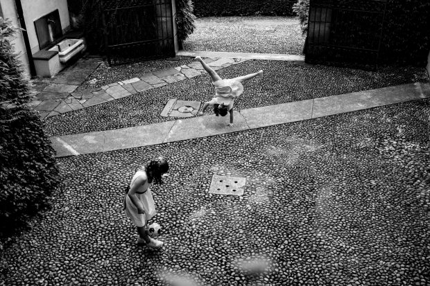 Scatto realizzata da Paolo Lamperti Photographer Fotografo matrimonio Varese e Tenuta Frizzoni.