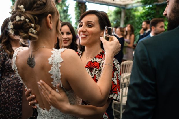 Cerimonia civile di Patrizia e Manlio alla Tenuta Frizzoni. Scatto realizzata da Paolo Lamperti Photographer Fotografo matrimonio Varese e Tenuta Frizzoni.