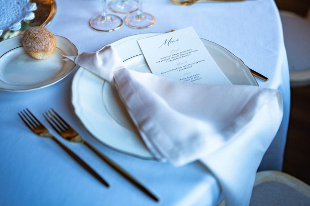 Dettaglio del menu personalizzato a Villa Claudia, fotografo matrimonio Varese Villa Claudia