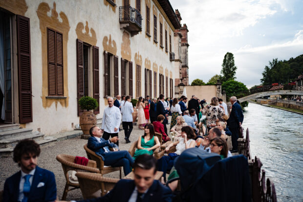 Il ricevimento di matrimonio a Villa Gaia Gandini con vista sul Naviglio Grande.