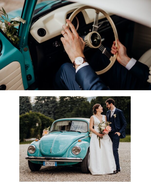 Ritratto sposi con Maggiolino e dettaglio mani sposo sul volante.